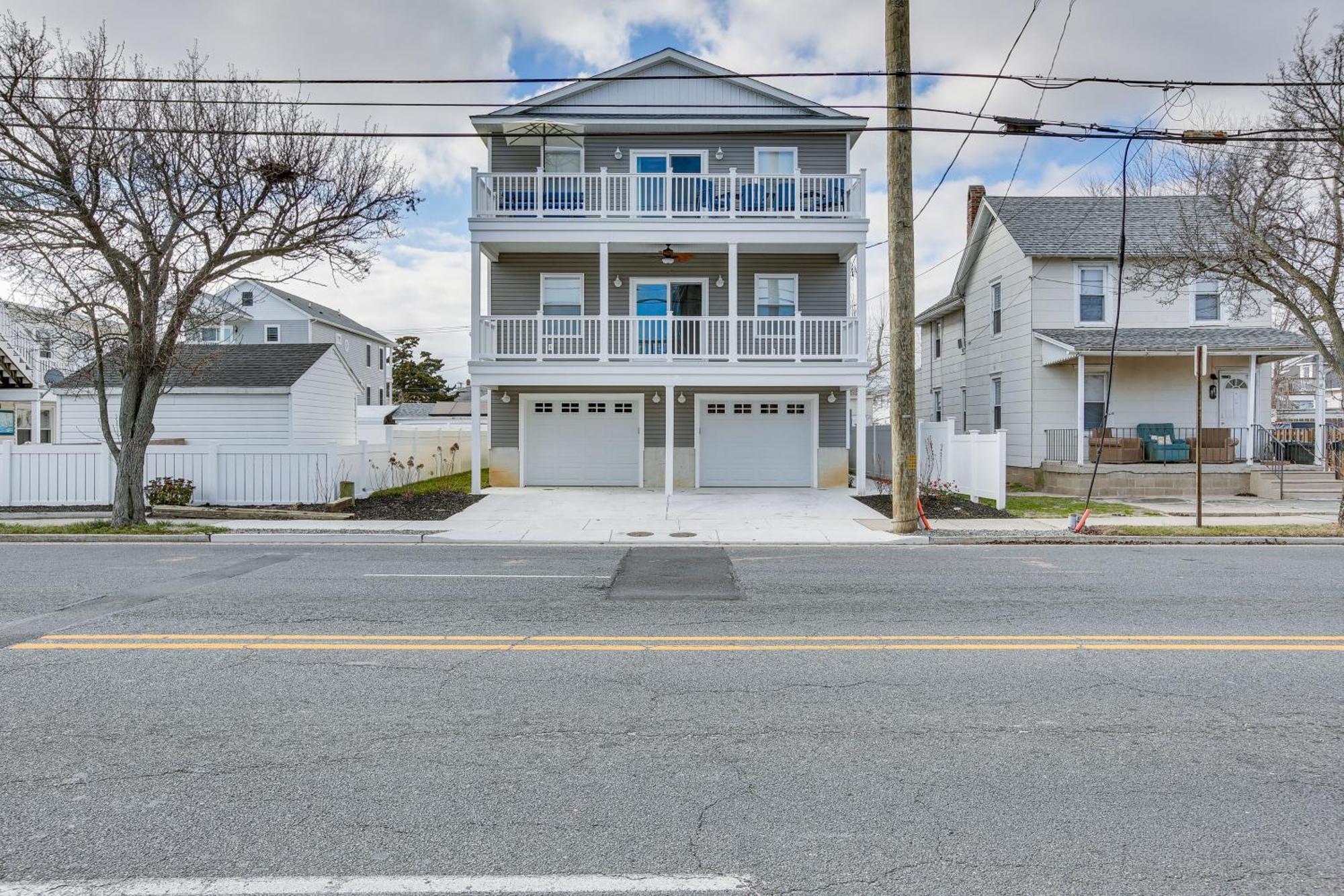 Spacious Wildwood Condo Walk To Beach! Exteriör bild