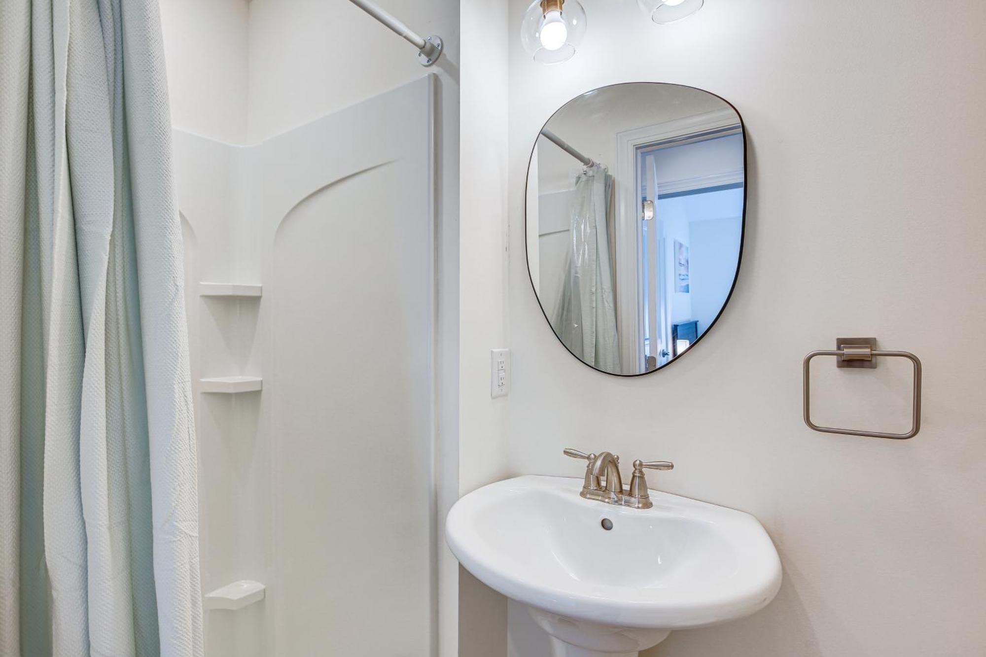 Spacious Wildwood Condo Walk To Beach! Exteriör bild