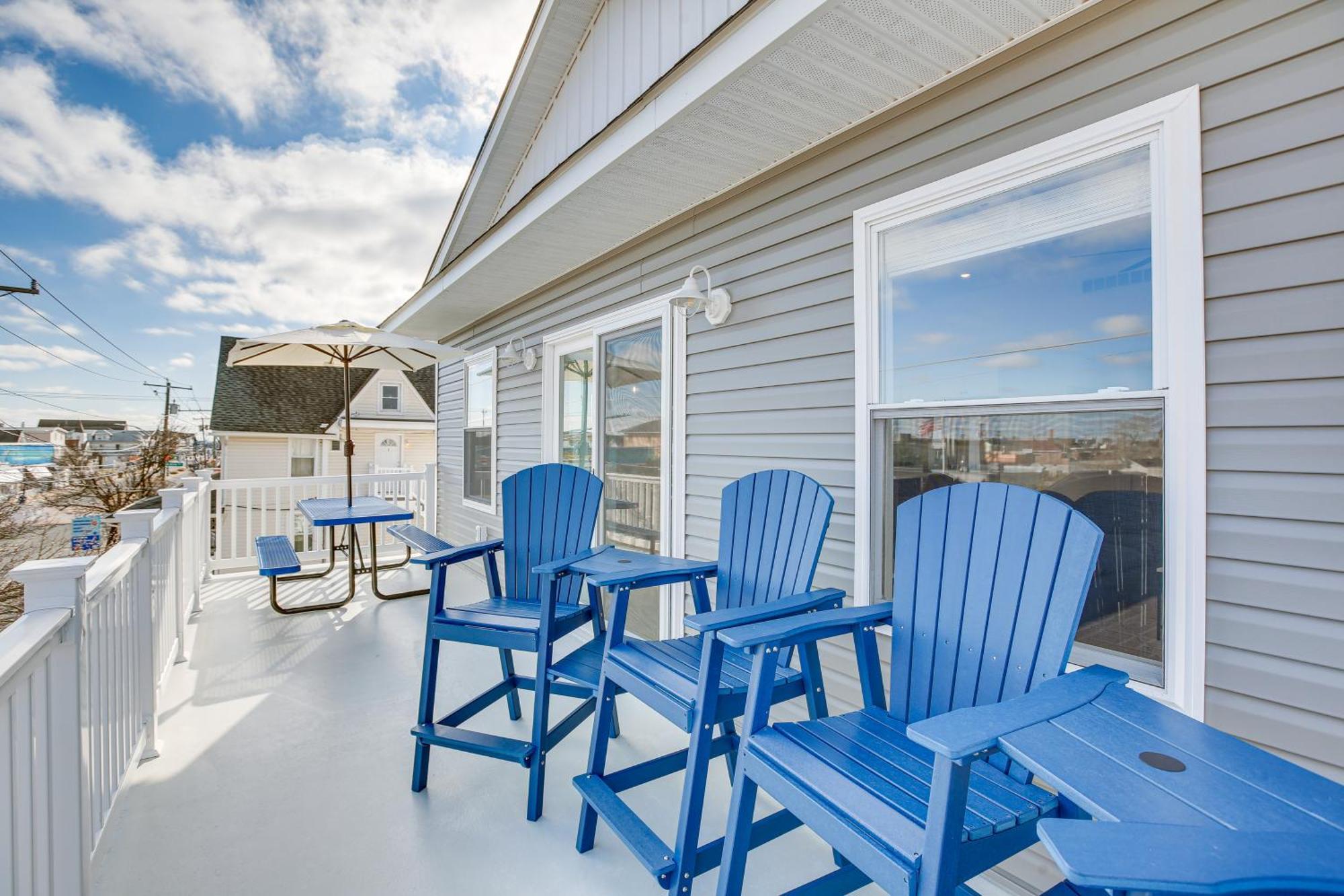 Spacious Wildwood Condo Walk To Beach! Exteriör bild